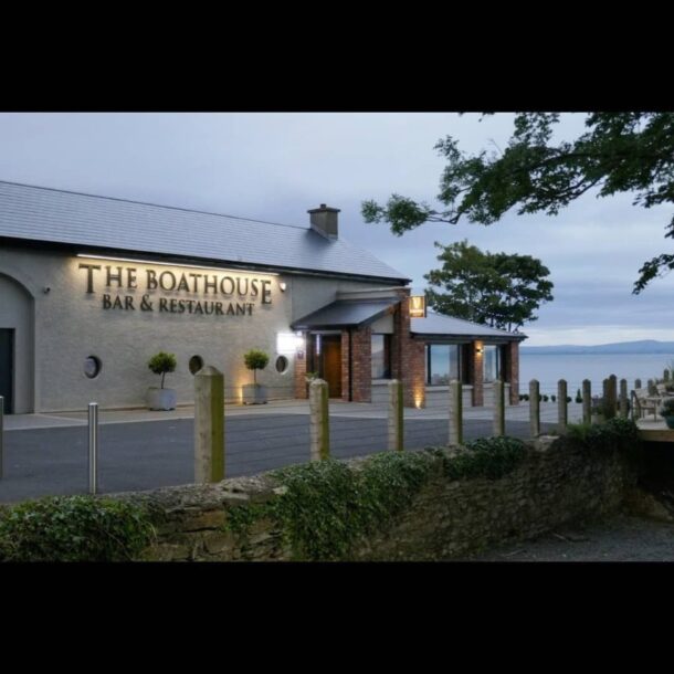 The Boat House Bar & Restaurant